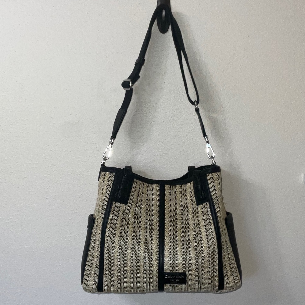 Calvin Klein Black Trim Woven Straw Tote - Picture 4 of 10